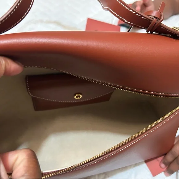 Loro Piana Brown calfskin l27 with Gold Accents - Picture 3 of 5